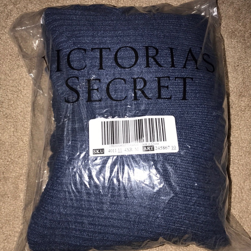 VS Boyfriend Ribbed crop top hoodie